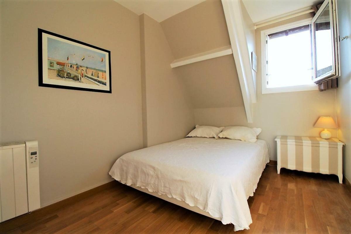 Duplex Élégance: Luxe 4* avec Tennis et Piscine Deauville Exterior photo